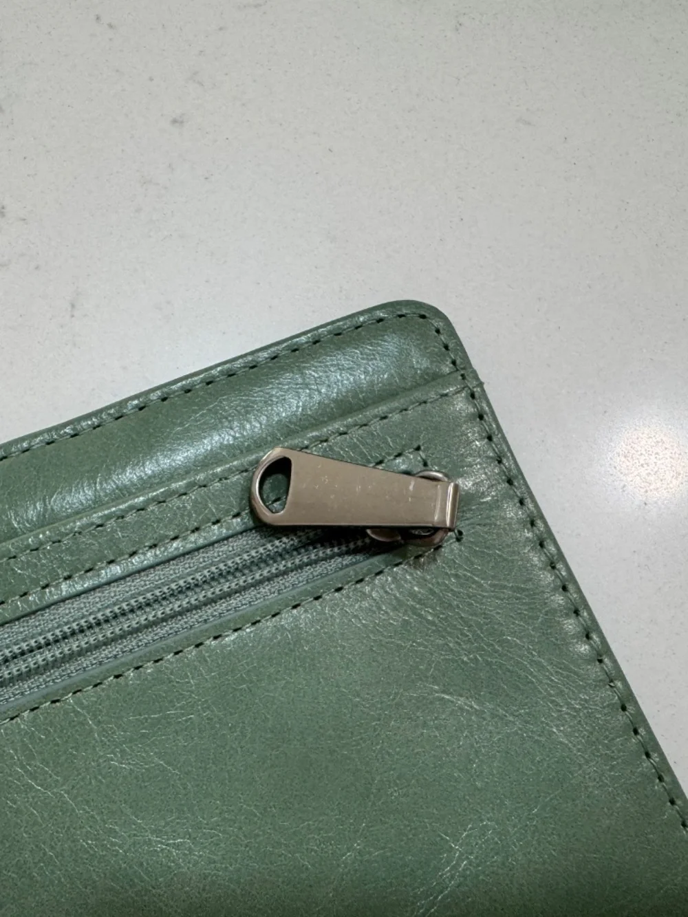 HOBO Euro Slide Card Case/wallet & Passport Case: Leather Fall Color Jade NWT